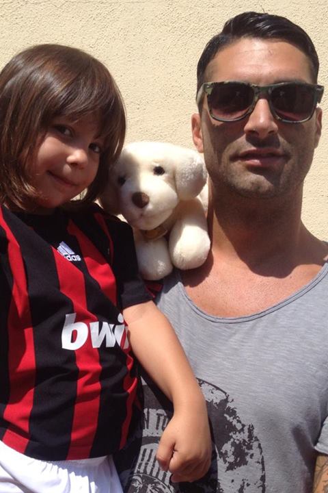 Giorgio Alfieri con la piccola Asia: nuova foto article-post