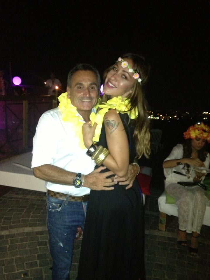 Teresanna Pugliese festeggia il suo compleanno con gli amici: le foto article-post