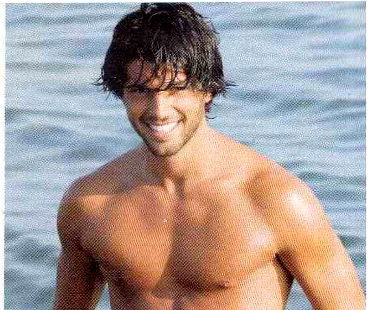 Gianfranco Apicerni ora sogna in grande: “Vorrei condurre Italia’s got talent, ma non per Belén Rodriguez. Ho Lucrezia e non potrei chiedere di più!” article-post