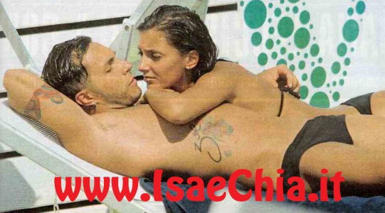 Marco Carta sta vivendo una lunga estate calda con Valentina Tarsitano article-post