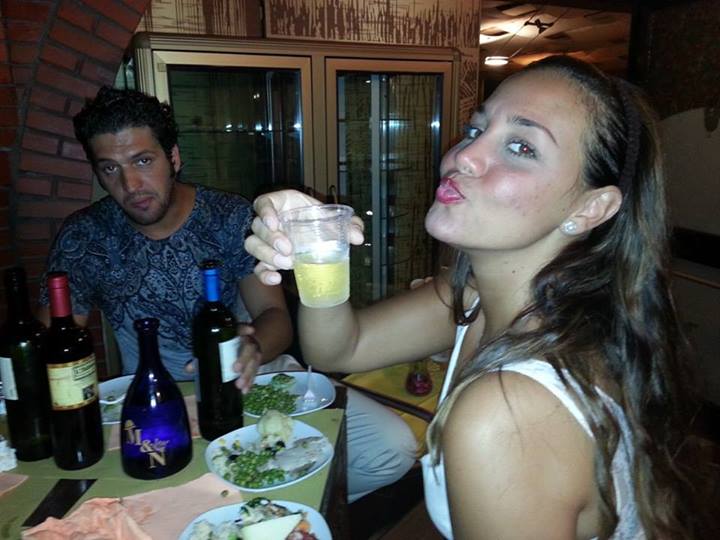 Rosa Baiano ed Emanuele Pagano inaugurano il loro ristorante ‘Il tugurio 11’: le foto article-post