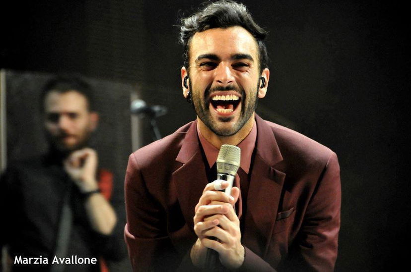 Fattore M: spazio dedicato a Marco Mengoni. In uscita a novembre il CD Live + DVD de “L’Essenziale Tour 2013”. Il traguardo dei 500mila fan sulla pagina ufficiale Facebook. La partecipazione alla Deejay Night a Riccione: video e foto. “Non passerai” è il terzo singolo estratto dall’album #prontoacorrere. Breve cronaca della tappa pugliese de “L’Essenziale Tour”… preview
