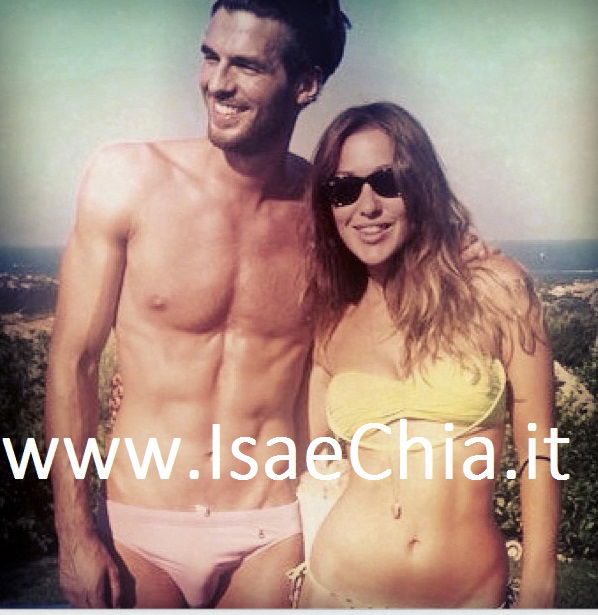 Andrea Offredi e Teresanna Pugliese insieme in Sardegna: foto preview