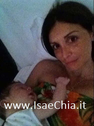 Alessandra Pierelli con il piccolo Liam: foto preview