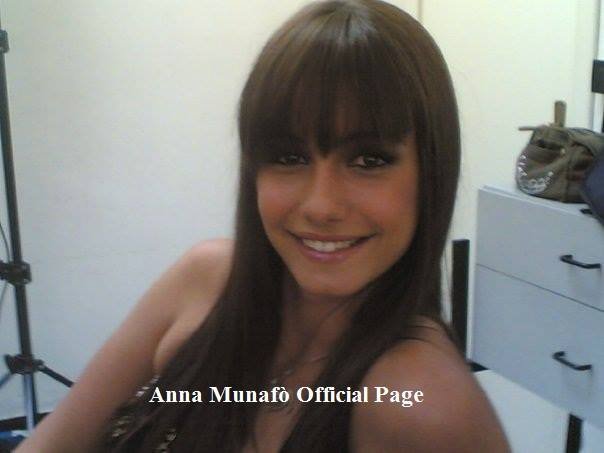 Anna Munafò, nuova tronista di ‘Uomini e Donne’: foto inedite