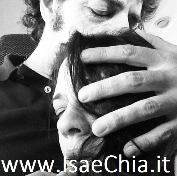 Asia Argento e Max Gazze stanno insieme: le foto pubblicate da lei su Instagram preview
