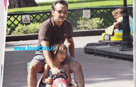 Nicola Savino: Tendenza mammo preview