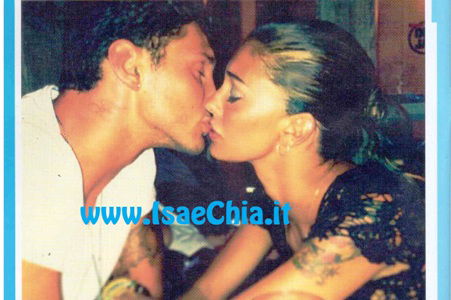 Belen Rodriguez e Stefano De Martino: Sì, il nostro sarà il matrimonio dell’anno! E Solange prevede: “Niente nubi sui De Rodriguez!” article-post