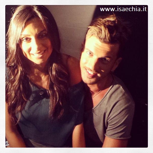 Elga Enardu con Diego Daddi e Giorgia Lucini con Manfredi Ferlicchia nel backstage della puntata di oggi: foto preview