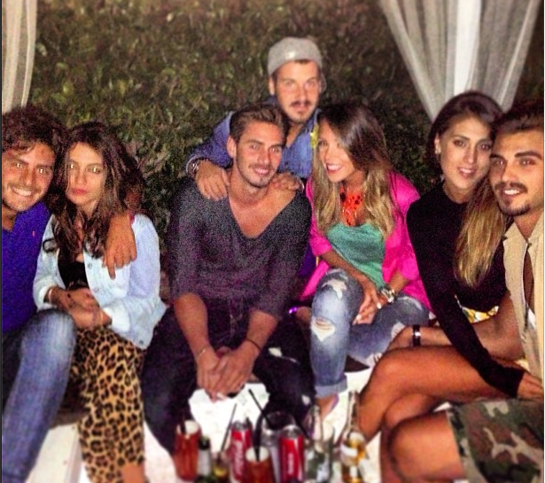 Francesco Monte e Cecilia Rodriguez insieme a Taranto: foto article-post