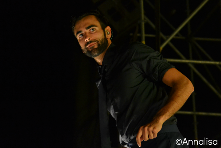 Fattore M: spazio dedicato a Marco Mengoni. Il countdown per la partenza della terza tranche de “L’essenziale Tour”. La candidatura agli MTV European Music Awards 2013. L’intervista ed il servizio fotografico per “L’Officiel Italia”. Le parole di Samuele Bersani e Massimiliano Giornetti della maison Ferragamo… preview