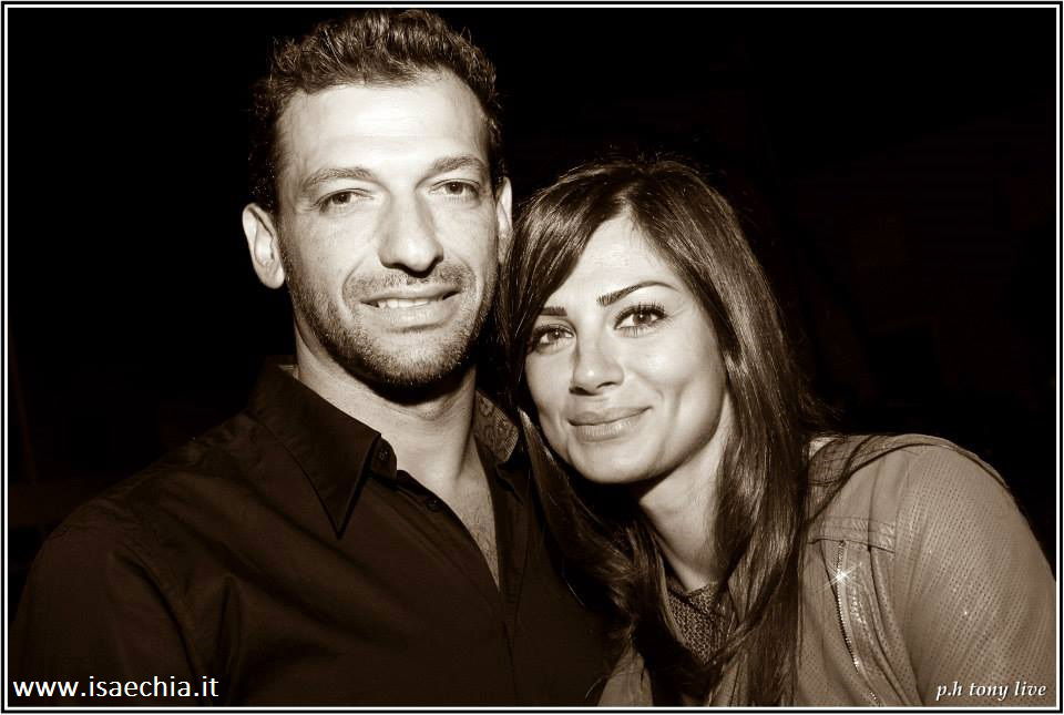 Serena Enardu e Pago: nuove foto article-post