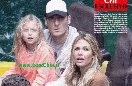 Francesco Totti dimentica l’infortunio a Gardaland preview