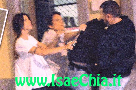 Elisabetta Canalis la guerriera: lei si allena così preview