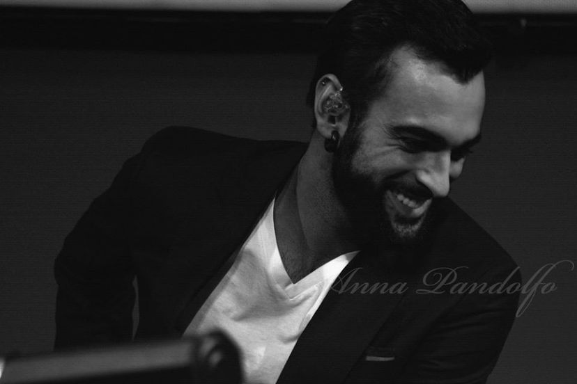 Fattore M: spazio dedicato a Marco Mengoni. Marco è il Best Italian Act agli MTV European Music Awards 2013. La trasferta a Los Angeles per l’Hit Week Live 2013: foto, cronaca e video della manifestazione preview