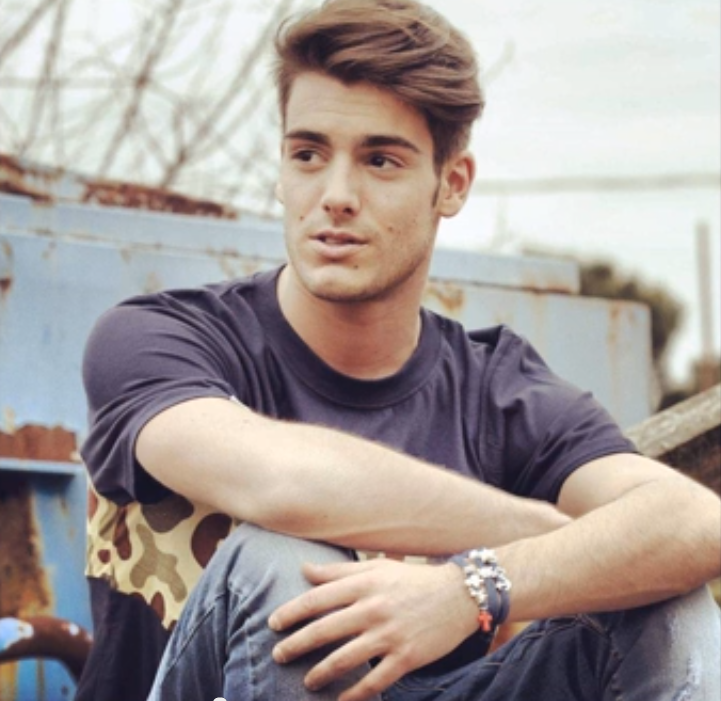 Pasquale Di Nuzzo ospite in radio: ‘Sono un bel ragazzo, ma voglio essere giudicato solo per il mio talento. Con Greta Manuzi c’è una grande intesa, ma è ancora presto per parlare d’amore!’ preview