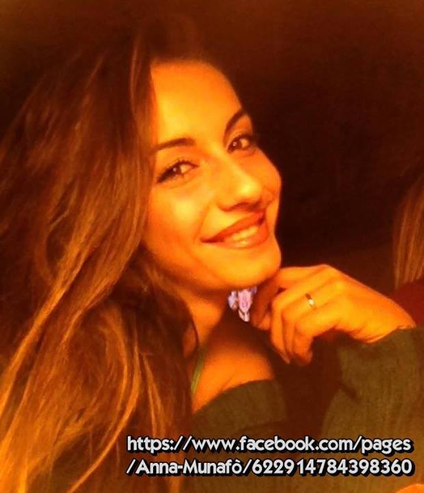 Anna Munafò su Facebook: “Sostenere una persona non vuol dire gettare fango sull’altra…” preview