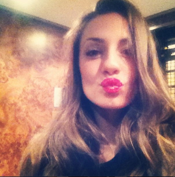 Anna Munafò: le ultime foto pubblicate dalla tronista su Instagram article-post