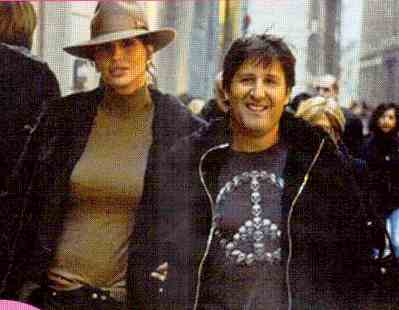 Tutti i regali di Arnaud Mimran per Claudia Galanti article-post