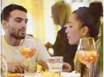 Nina Zilli e Primo Reggiani: Tra aperitivi e discese libere nasce la coppia delle nevi article-post