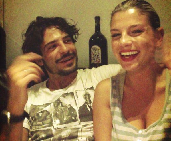 Marco Bocci su Facebook: “La mia relazione con Emma Marrone è finita da mesi” preview