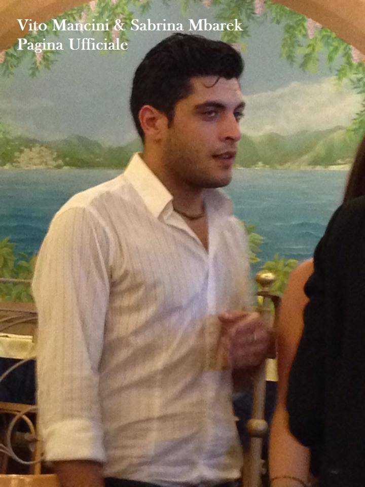 Vito Mancini: ospitata. E gli auguri della fidanzata Sabrina Mbarek per il suo compleanno preview