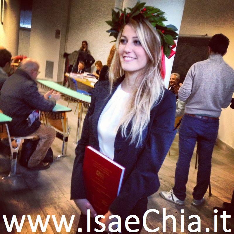 Perla Cupini si è laureata in Giurisprudenza: foto preview