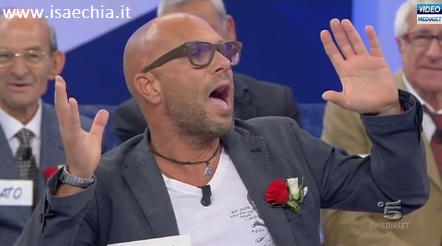 ‘Uomini e Donne’: l’opinione di Chia sulla puntata di oggi del Trono over preview