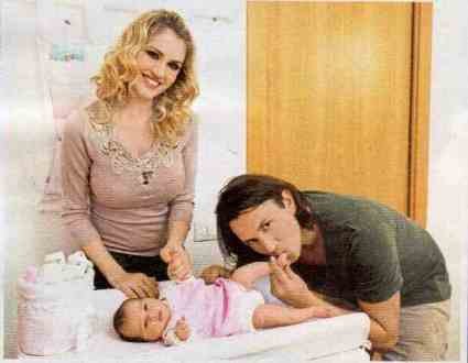 Marcelo Fuentes e Sofia Bruscoli hanno avuto la bambina in anticipo: “Dopo 13 ore di travaglio, è nata con il cesareo!”