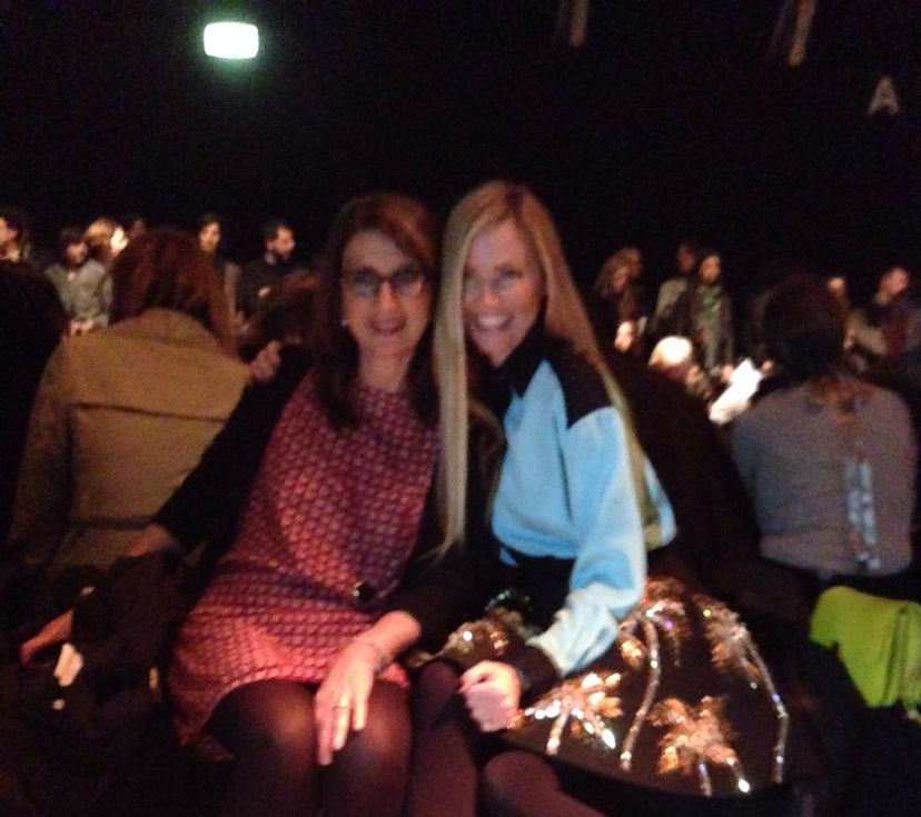 Anahi Ricca, stylist di ‘Uomini e Donne’, alle sfilate milanesi con Federica Panicucci: la foto preview