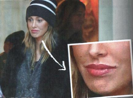 Belén Rodriguez, veleni formato famiglia: macché labbra gonfiate! / Bruno Cabrerizo per ora attende il bus, non il terzo figlio! preview