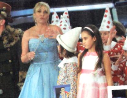 Antonella Clerici: “Da ragazza consegnavo rubriche telefoniche!” article-post