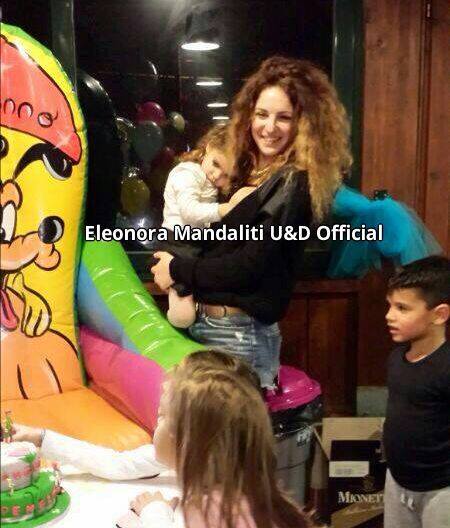Eleonora Mandaliti con la piccola Penelope: foto article-post