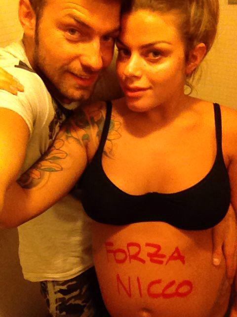 Eugenio Colombo e Francesca Del Taglia a sostegno del bimbo malato che ha commosso la Toscana: ‘Forza Nicco!’ preview