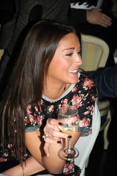 Diletta Pagliano: le foto delle sue ultime serate. E su Facebook scrive: “Esisterà un uomo serio da amare?” preview