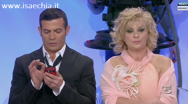 ‘Uomini e Donne’: l’opinione di Chia sulla puntata di oggi del Trono over preview