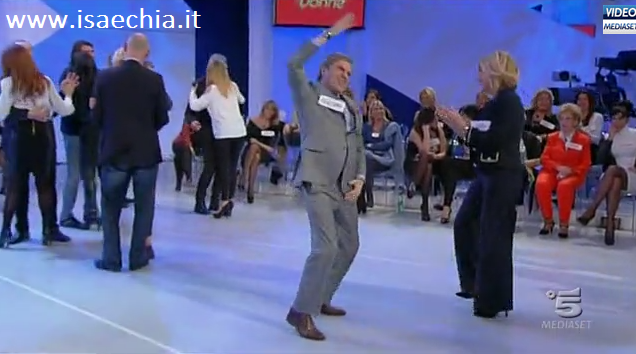 Auditel ‘Uomini e Donne’: successone per la ‘Giuliano-dance’, bene il Trono blu article-post