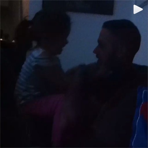 Karina Cascella su Instagram pubblica un video di Salvatore Angelucci con la piccola Ginevra