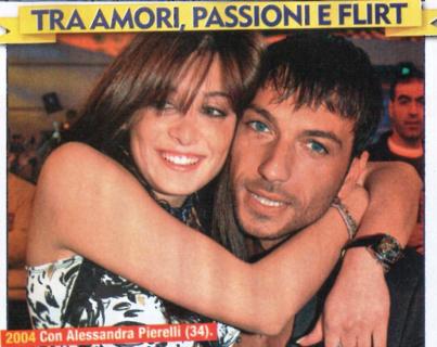 Costantino Vitagliano e i suoi primi 40 anni: “Solo le donne non mi hanno mai tradito!” article-post