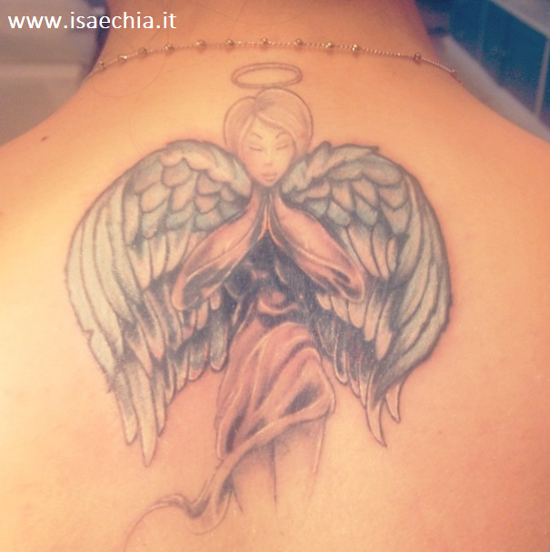 Teresanna Pugliese ha modificato il tatuaggio fatto insieme ad Antonio Passarelli, ecco come: le foto preview