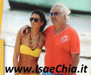 Elisabetta Gregoraci: “Contrordine, restiamo in tre!” article-post