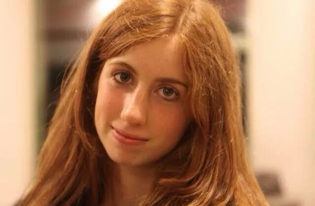 Carolina Paribelli: le foto inedite della corteggiatrice di Marco Fantini a ‘Uomini e Donne’ article-post