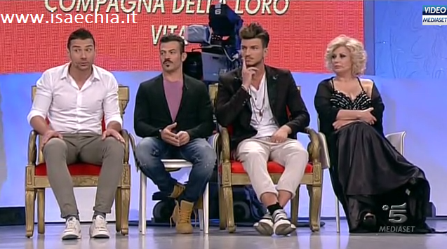 ‘Uomini e Donne’: l’opinione di Chia sulla puntata di oggi del Trono blu preview