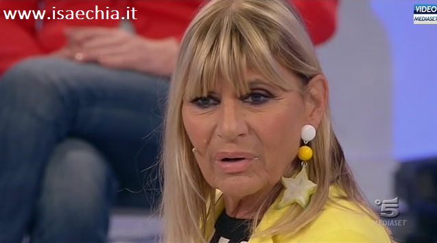 ‘Uomini e Donne’: l’opinione di Chia sulla puntata di oggi del Trono over article-post