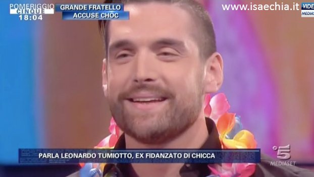 Leonardo Tumiotto ancora ospite di ‘Pomeriggio 5’ risponde alle accuse di Chicca Rocco (video)