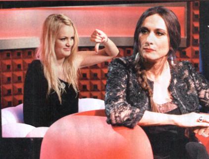 Valentina Acciardi contro Vladimir Luxuria: “Commenta il Grande fratello senza nemmeno guardarlo!” preview