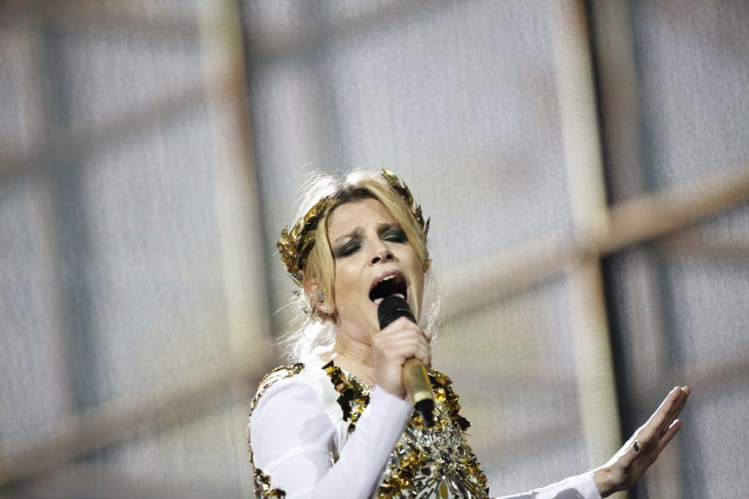 Emma Marrone a Repubblica.it: “Basta con le critiche e basta anche con i social network. Per un po’ starò in silenzio!” preview