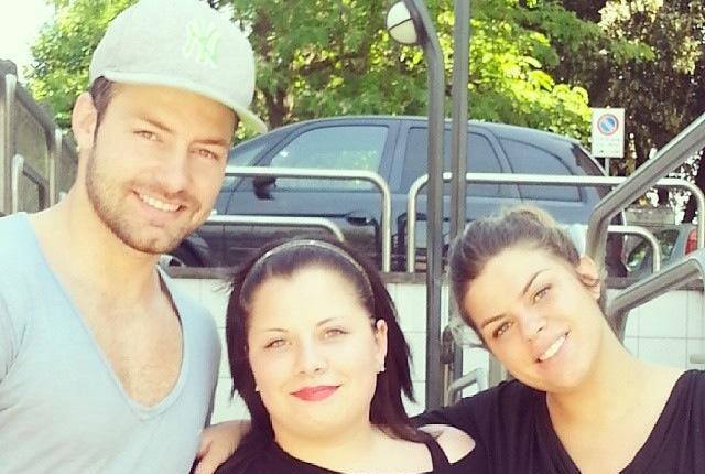 Eugenio Colombo e Francesca Del Taglia: la prima foto dei neo genitori in giro dopo la nascita di Brando preview