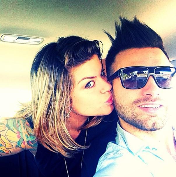 Eugenio Colombo, su Facebook gli auguri per il compleanno di Francesca Del Taglia: ‘Insieme ci completiamo!’ article-post