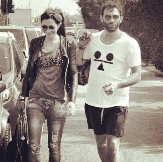 Francesco Arca a Irene Capuano: ‘Sei bellissima anche quando fingi di guardare il traffico davanti a te!’ (foto) preview